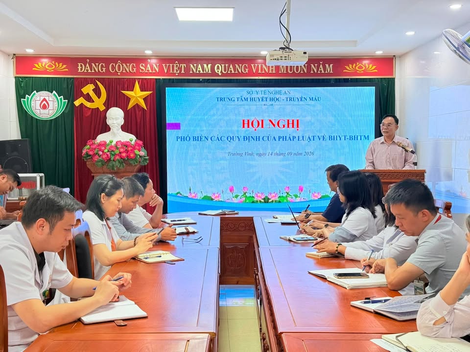 Trung tâm Huyết học – Truyền máu Nghệ An tổ chức hội nghị phổ biến các quy định của pháp luật về BHYT – bhtm