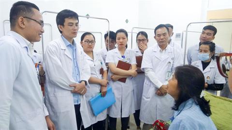 TẬP HUẤN KHÁM & ĐIỀU TRỊ BỆNH MÁU ÁC TÍNH