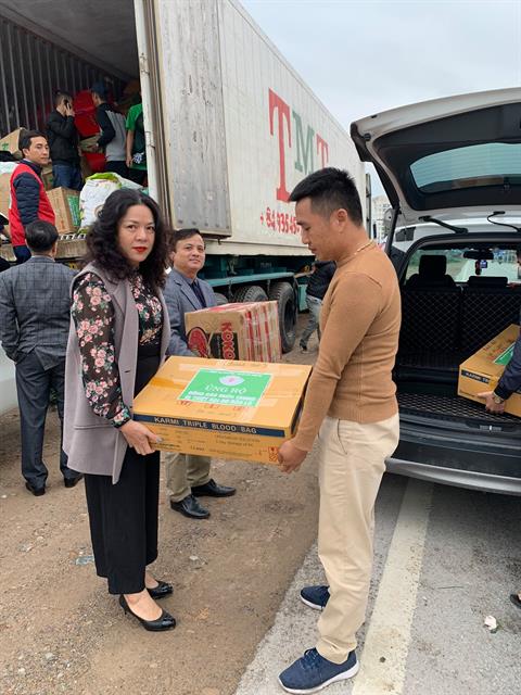 Ủng hộ miền trung lũ lụt năm 2020